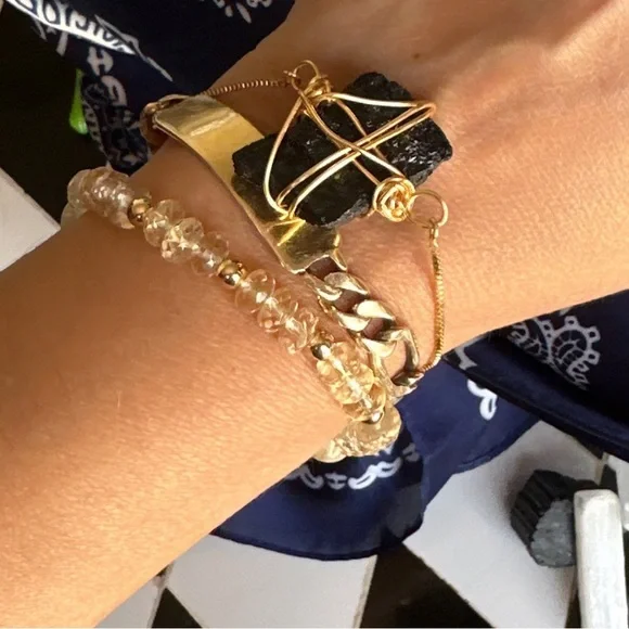 Raw black tourmaline nugget dainty gold adjustable bracelet/protection stone/ - Picture 4 of 9